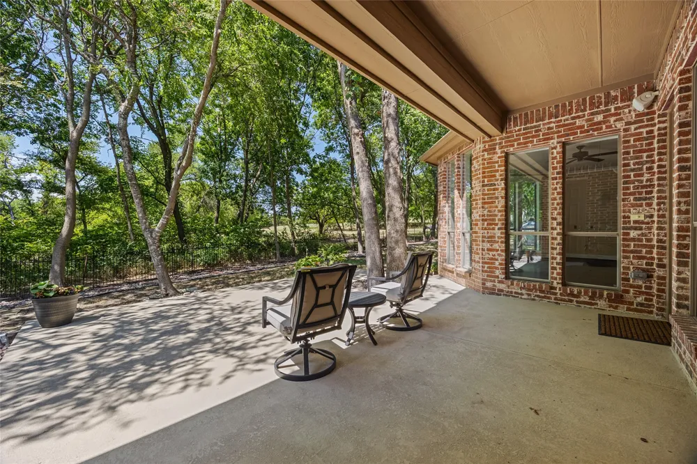 2409 Legend Drive Heath, TX 75032
