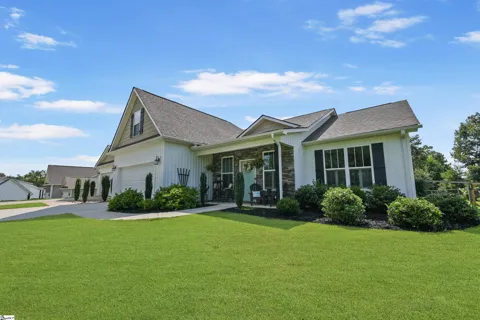 238 Inlet Pointe Drive