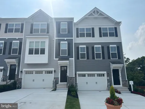 2303 BELLS TOWER COURT