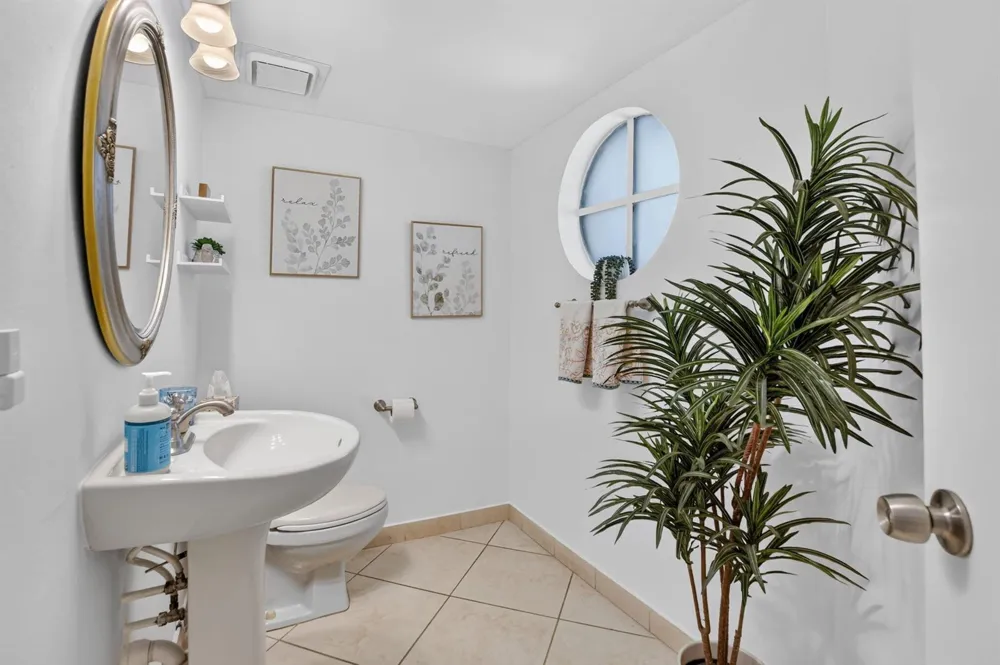 327 NW 36TH AVENUE Deerfield Beach, FL 33442
