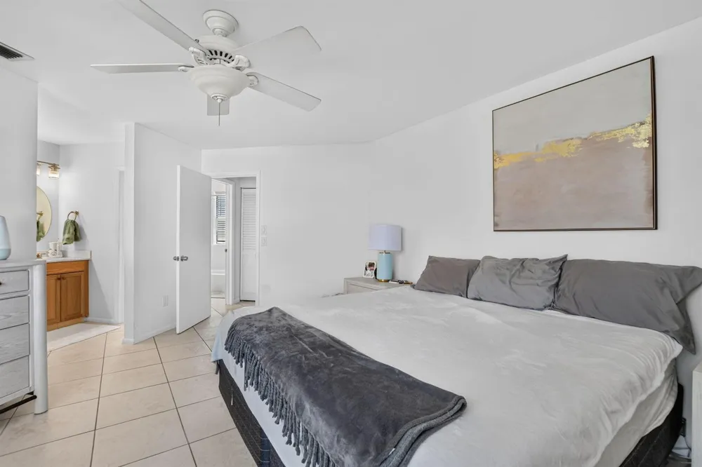 327 NW 36TH AVENUE Deerfield Beach, FL 33442