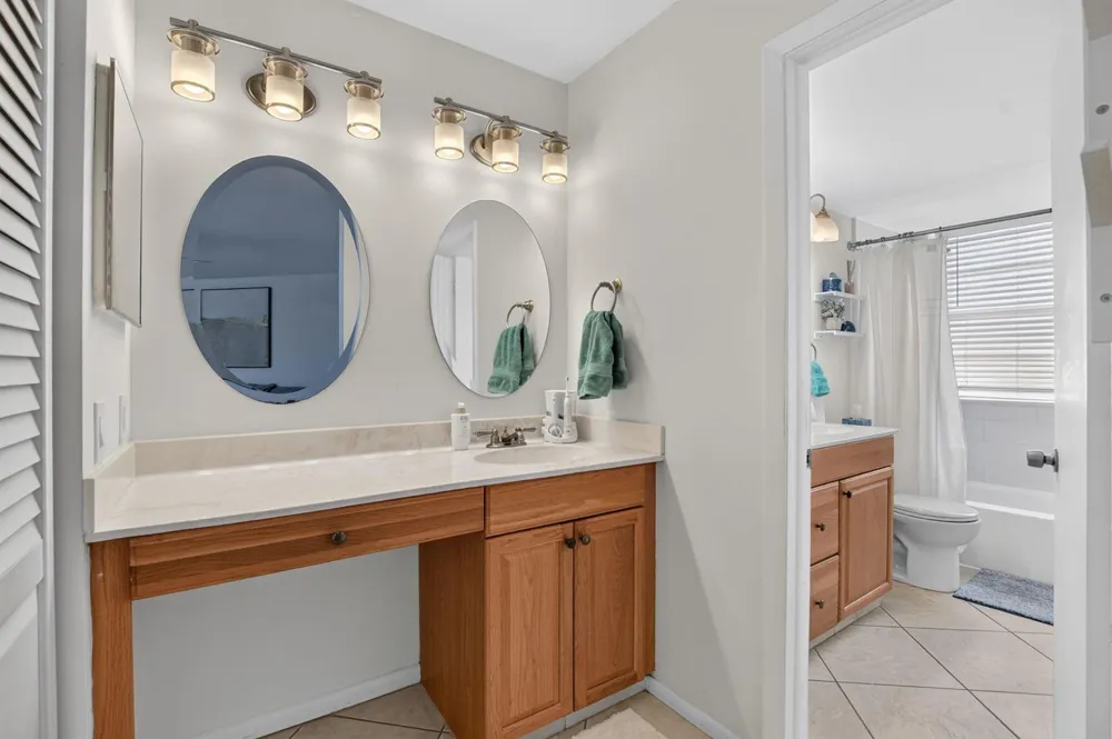 327 NW 36TH AVENUE Deerfield Beach, FL 33442