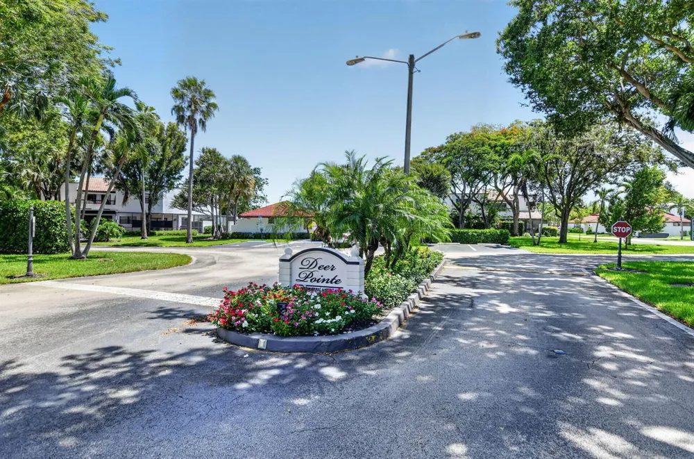 327 NW 36TH AVENUE Deerfield Beach, FL 33442