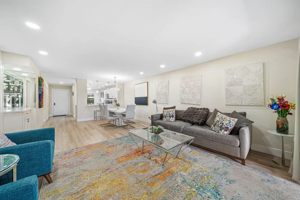 17 Southport Lane #E Boynton Beach, FL 33436