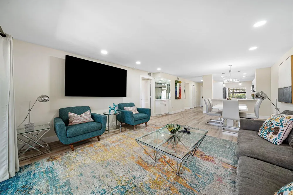 17 Southport Lane #E Boynton Beach, FL 33436