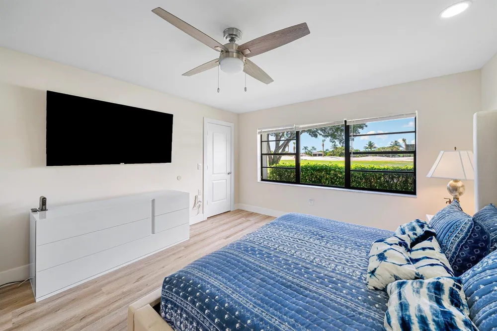 17 Southport Lane #E Boynton Beach, FL 33436