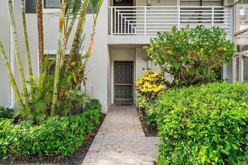 17 Southport Lane #E Boynton Beach, FL 33436