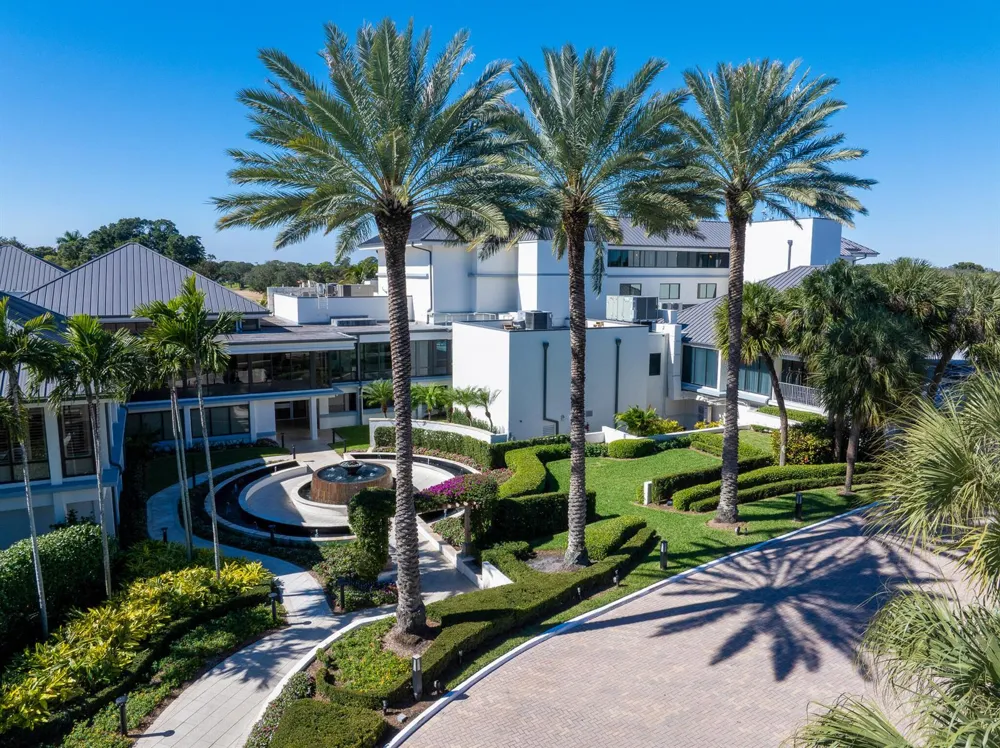 17 Southport Lane #E Boynton Beach, FL 33436