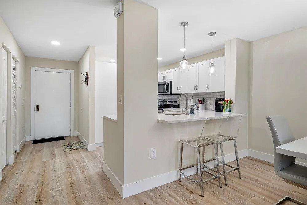 17 Southport Lane #E Boynton Beach, FL 33436