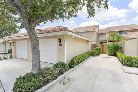 119 Old Meadow Way
