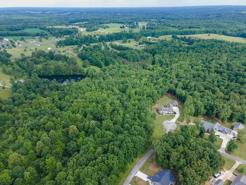 755 Cotton Ln Leoma, TN 38468