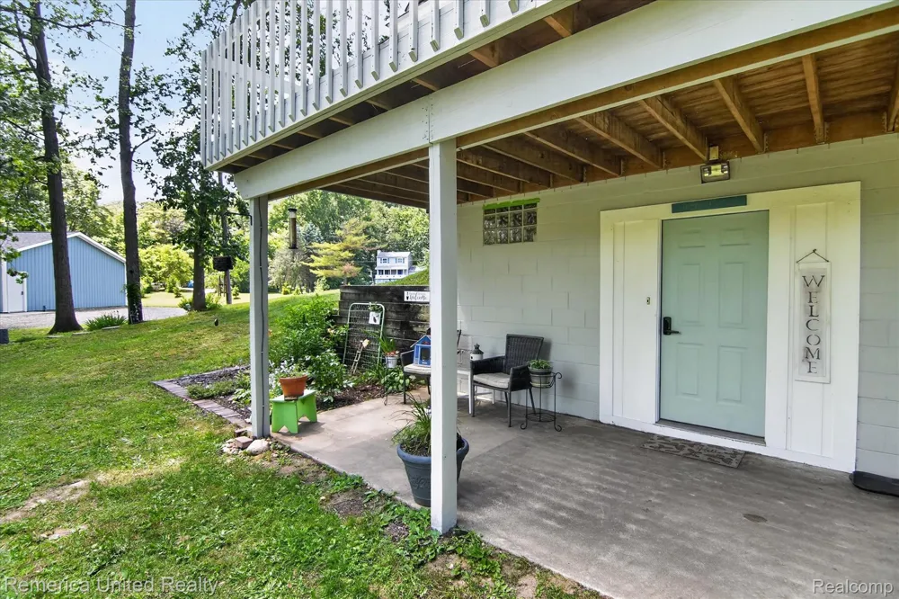 11521 Westshore Drive Putnam Township, MI 48169