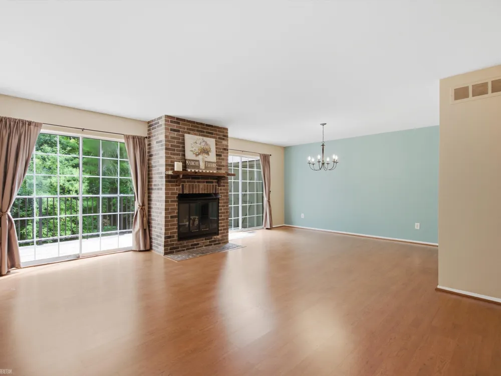 1328 Brook Lane Rochester Hills City, MI 48306