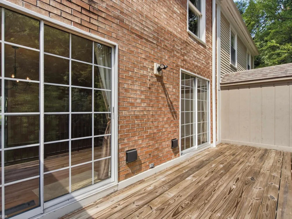 1328 Brook Lane Rochester Hills City, MI 48306