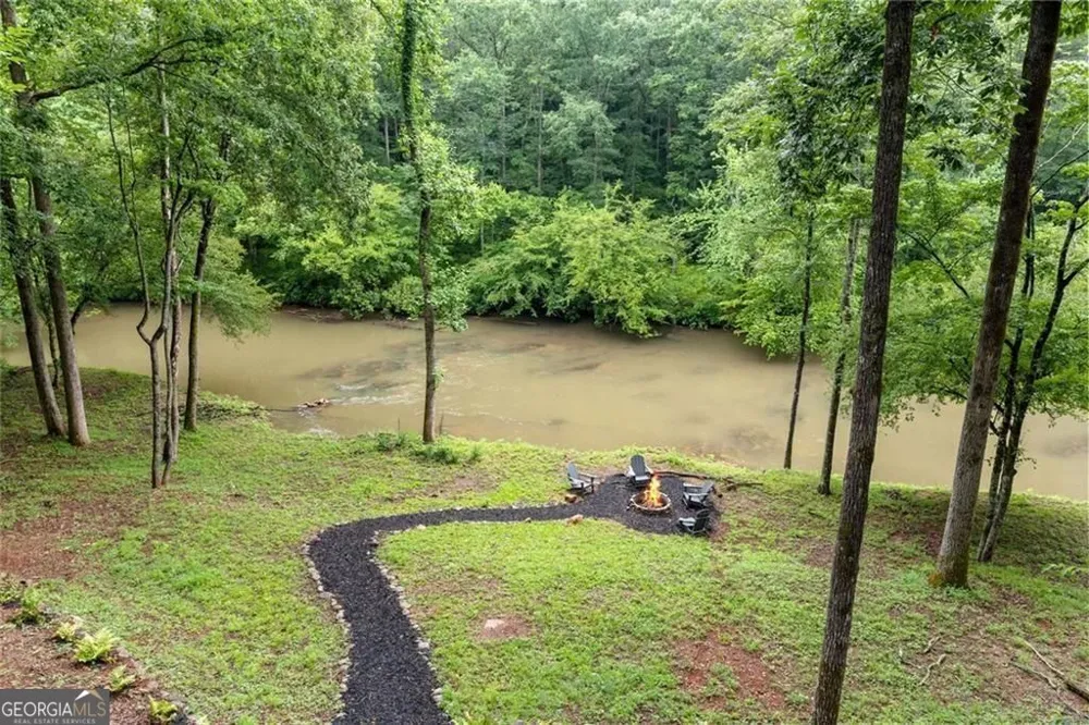 338 Woody Tucker RD Dawsonville, GA 30534