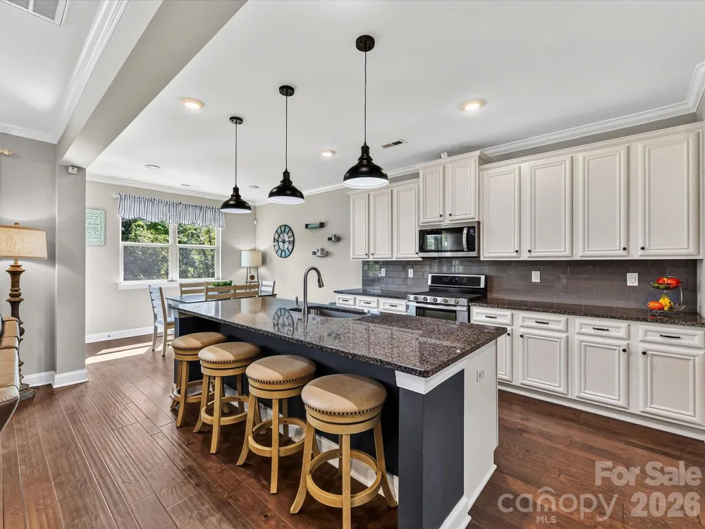 104 Sweet Grass Lane Mooresville, NC 28115