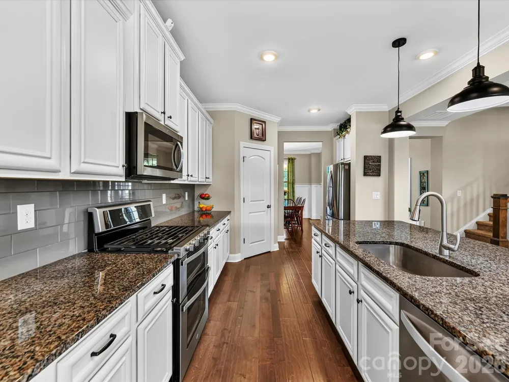 104 Sweet Grass Lane Mooresville, NC 28115