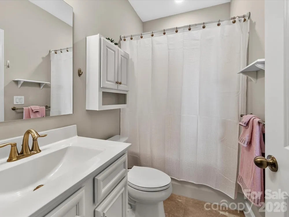104 Sweet Grass Lane Mooresville, NC 28115