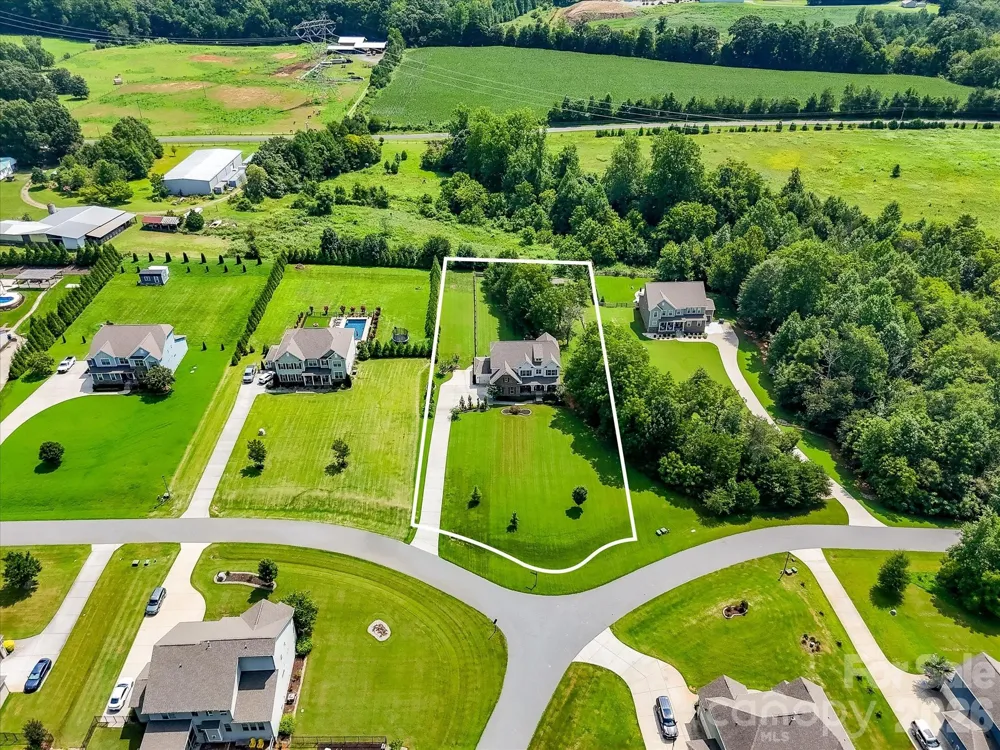 104 Sweet Grass Lane Mooresville, NC 28115