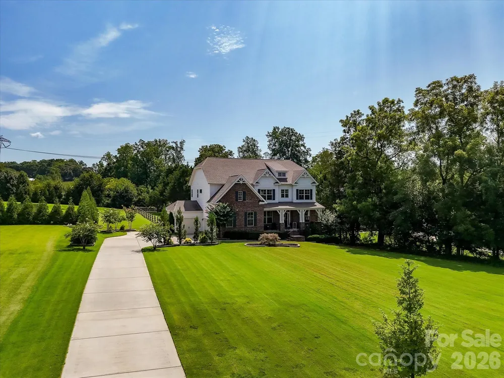 104 Sweet Grass Lane Mooresville, NC 28115