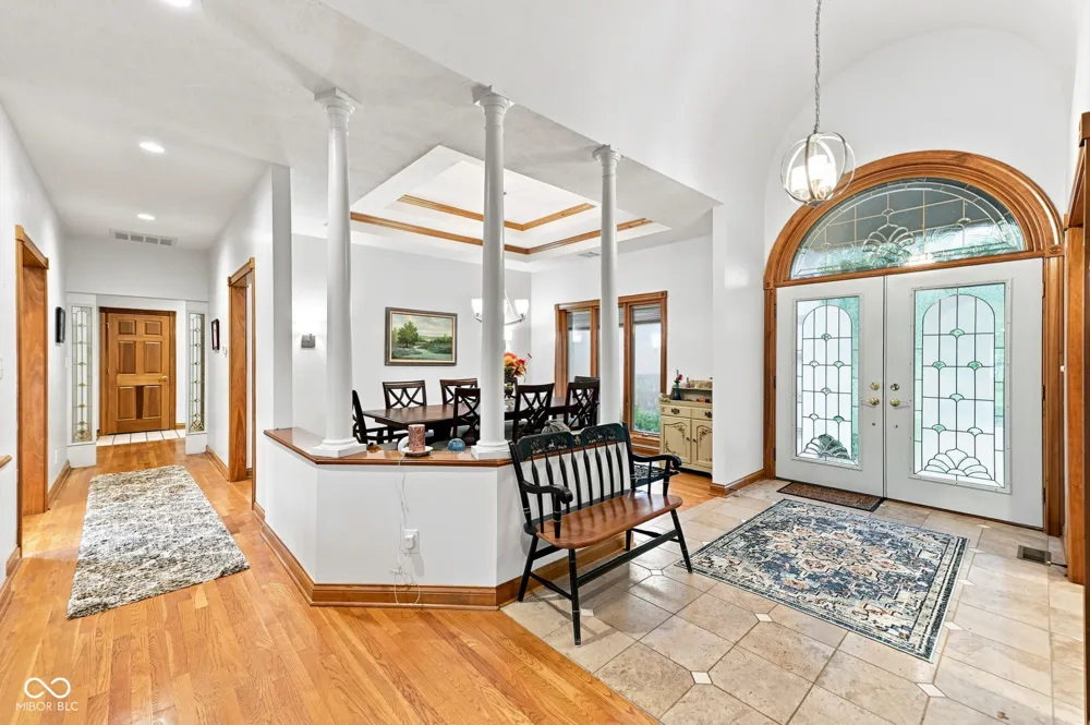 9337 Oak Creek Drive Mooresville, IN 46158