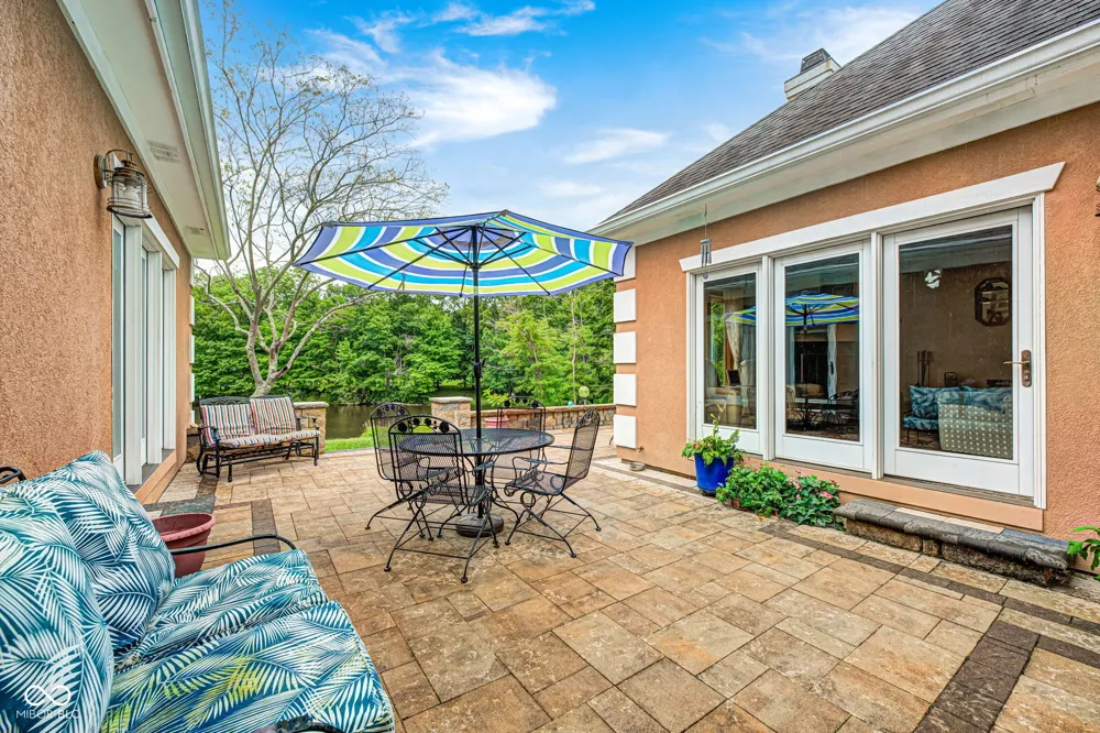 9337 Oak Creek Drive Mooresville, IN 46158