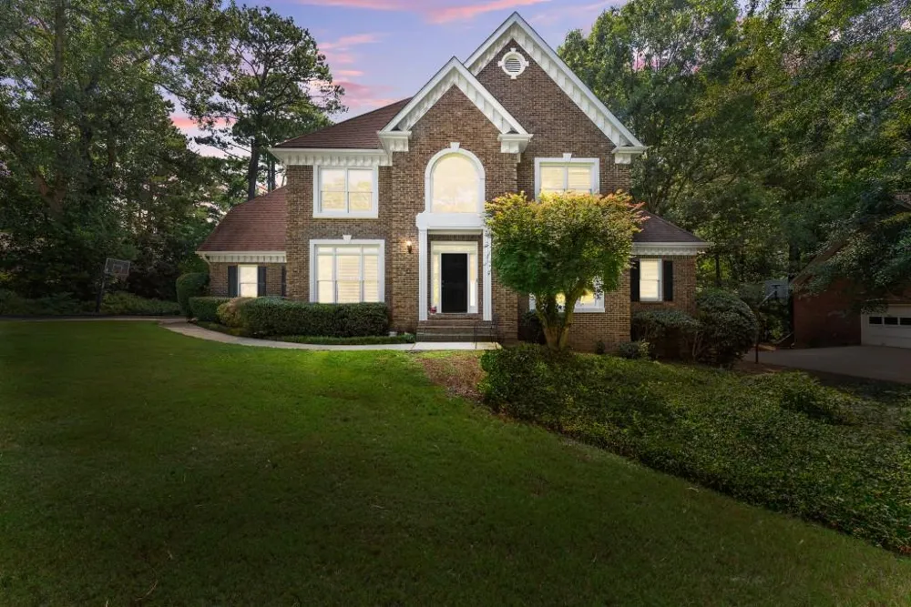 1430 Roanoke Trace Grayson, GA 30017