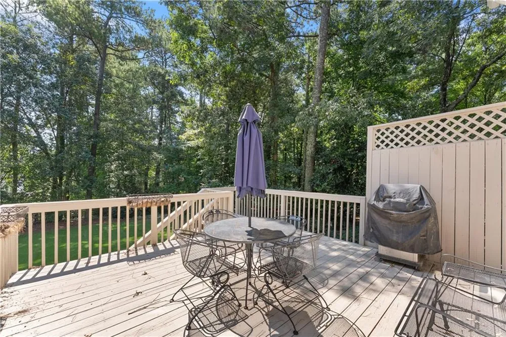 1430 Roanoke Trace Grayson, GA 30017