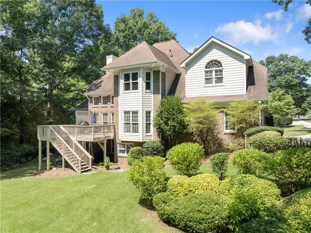 1430 Roanoke Trace Grayson, GA 30017