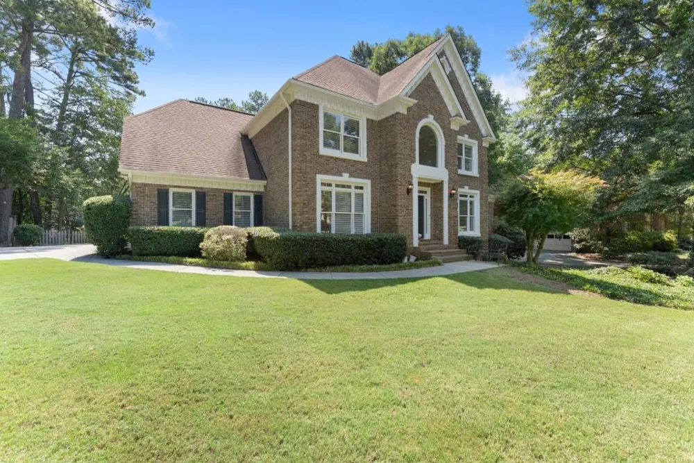 1430 Roanoke Trace Grayson, GA 30017