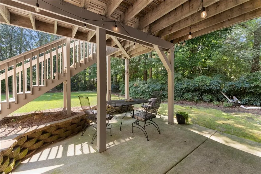 1430 Roanoke Trace Grayson, GA 30017