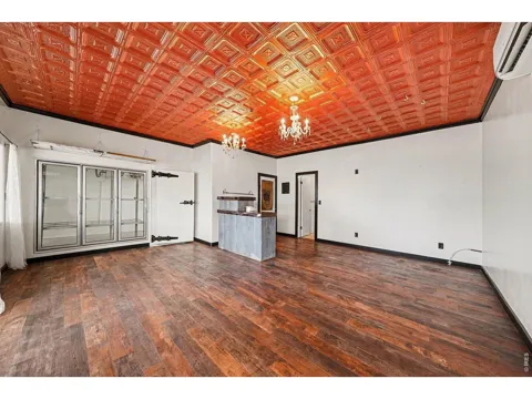 400 W Central Avenue