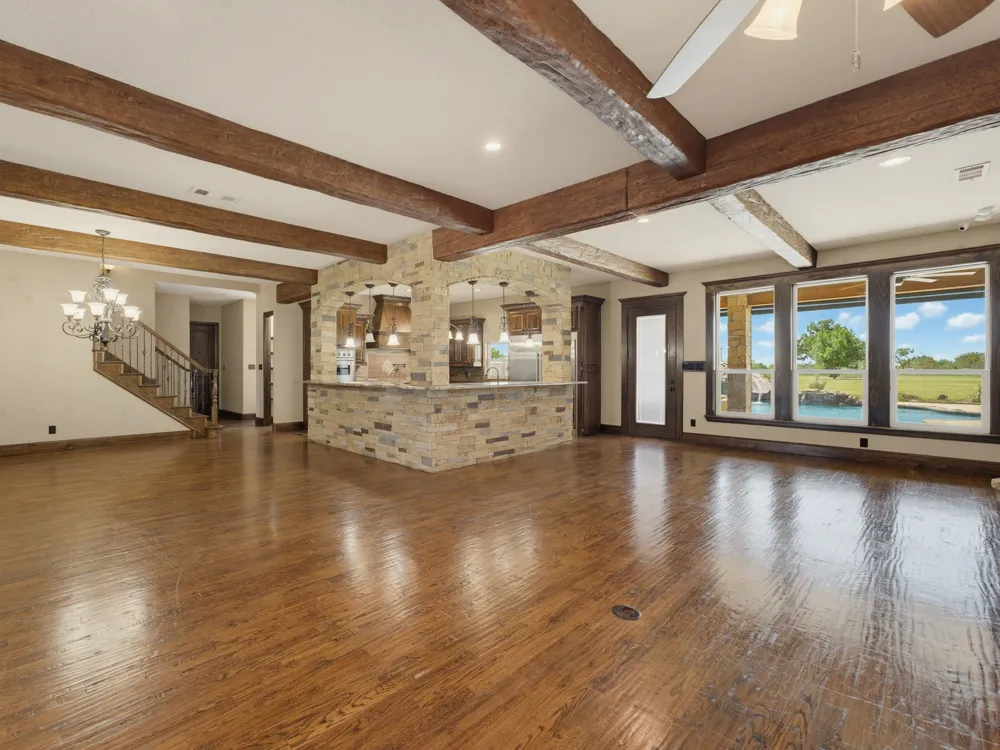 189 Hlavek Road Decatur, TX 76234