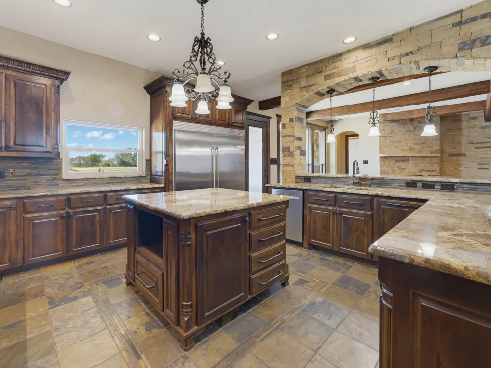 189 Hlavek Road Decatur, TX 76234