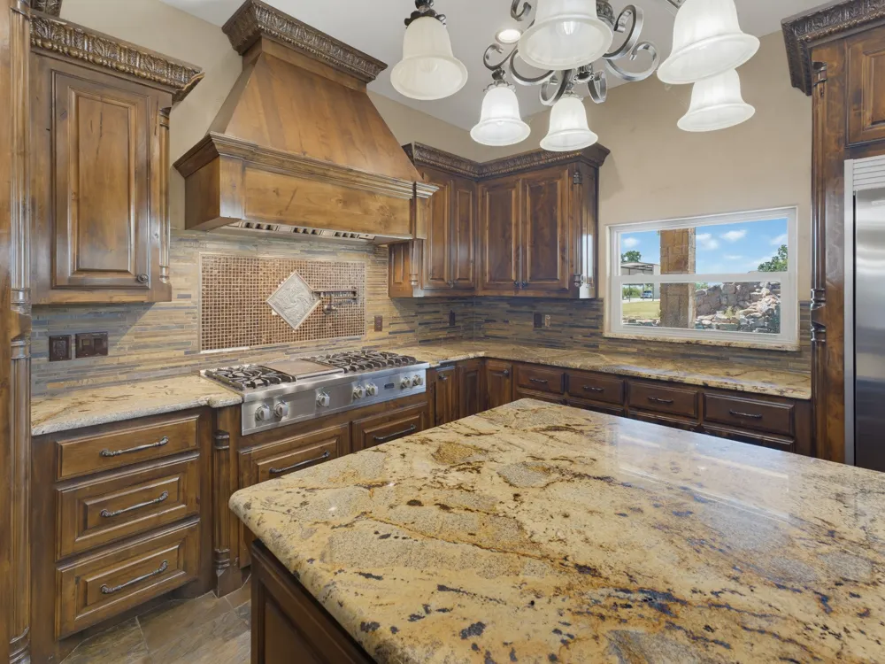 189 Hlavek Road Decatur, TX 76234