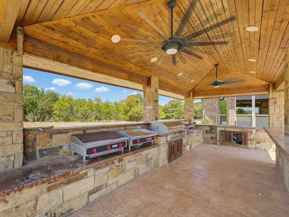 189 Hlavek Road Decatur, TX 76234
