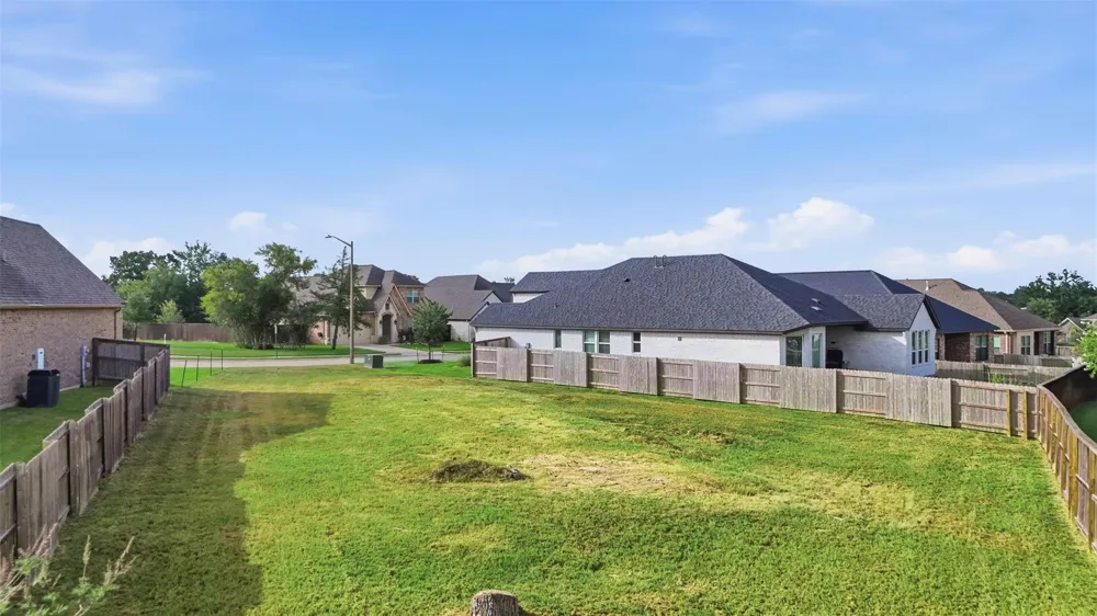 3631 Hardin Hills Drive College Station, TX 77845