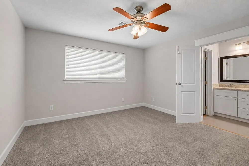 11910 Mullins Drive Houston, TX 77035