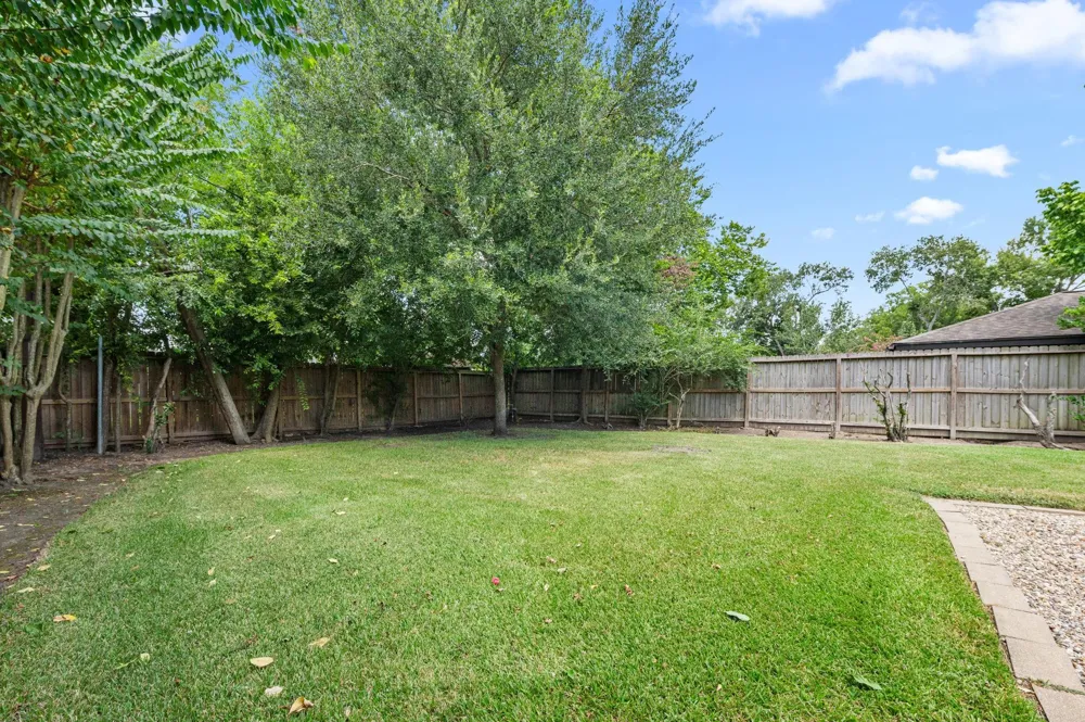 11910 Mullins Drive Houston, TX 77035