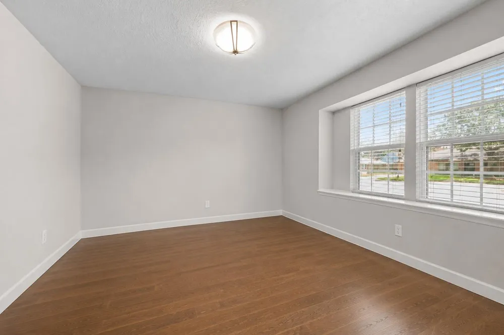 11910 Mullins Drive Houston, TX 77035