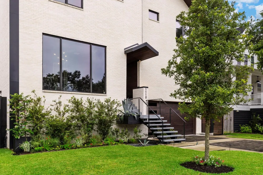 1110 Grovewood Lane Houston, TX 77008