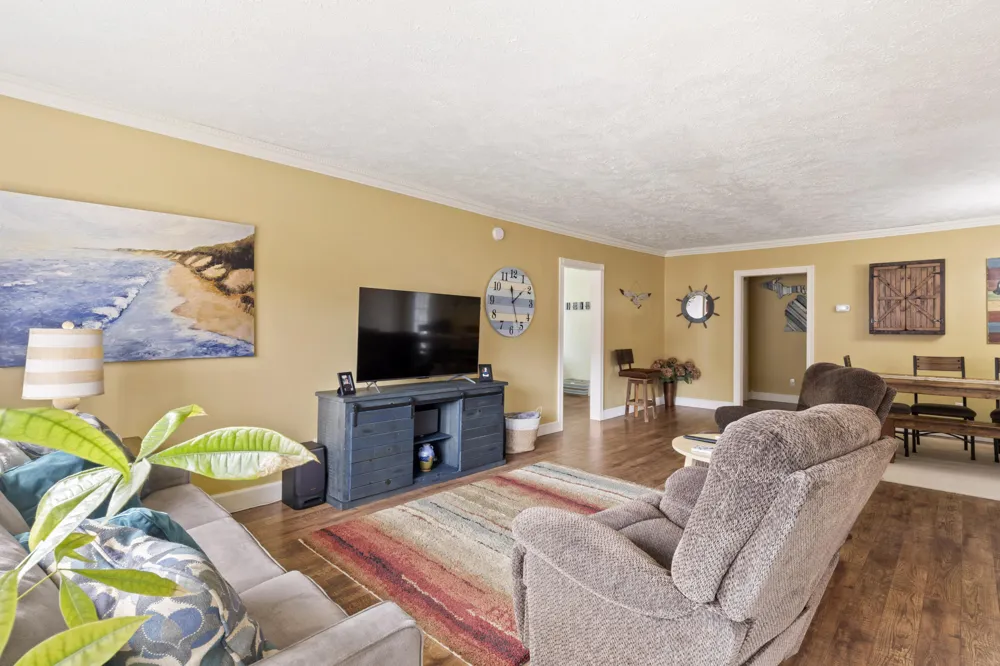 4238 Mollineaux Road Frankfort, MI 49635