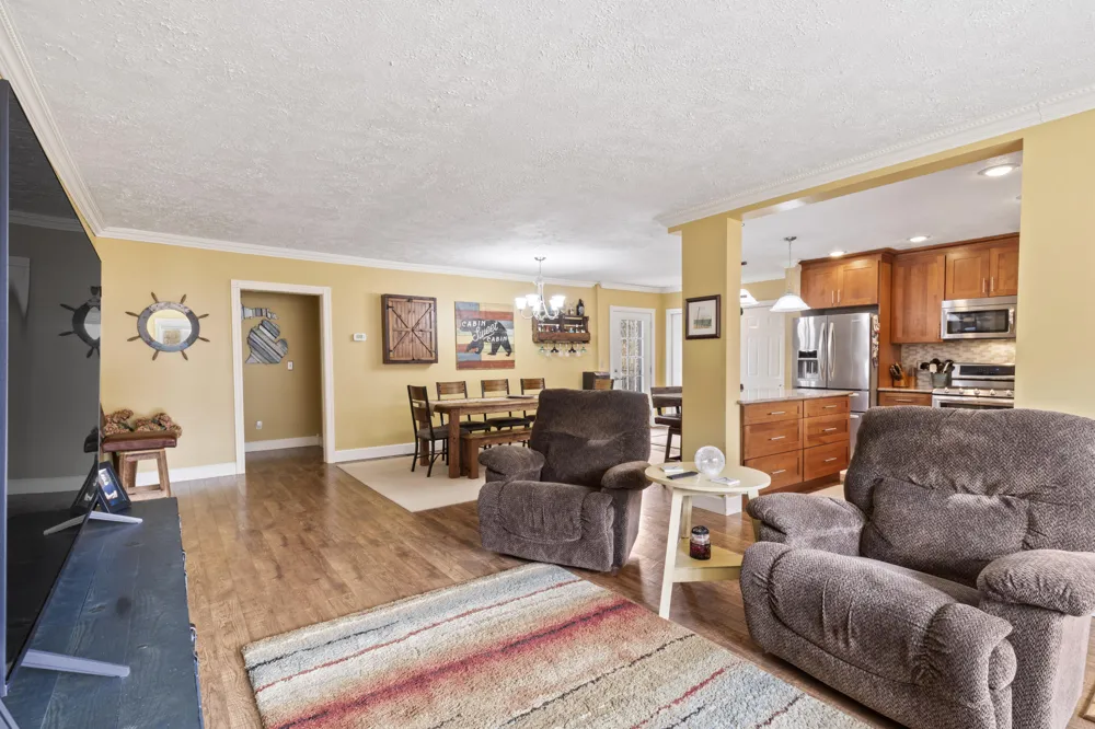 4238 Mollineaux Road Frankfort, MI 49635