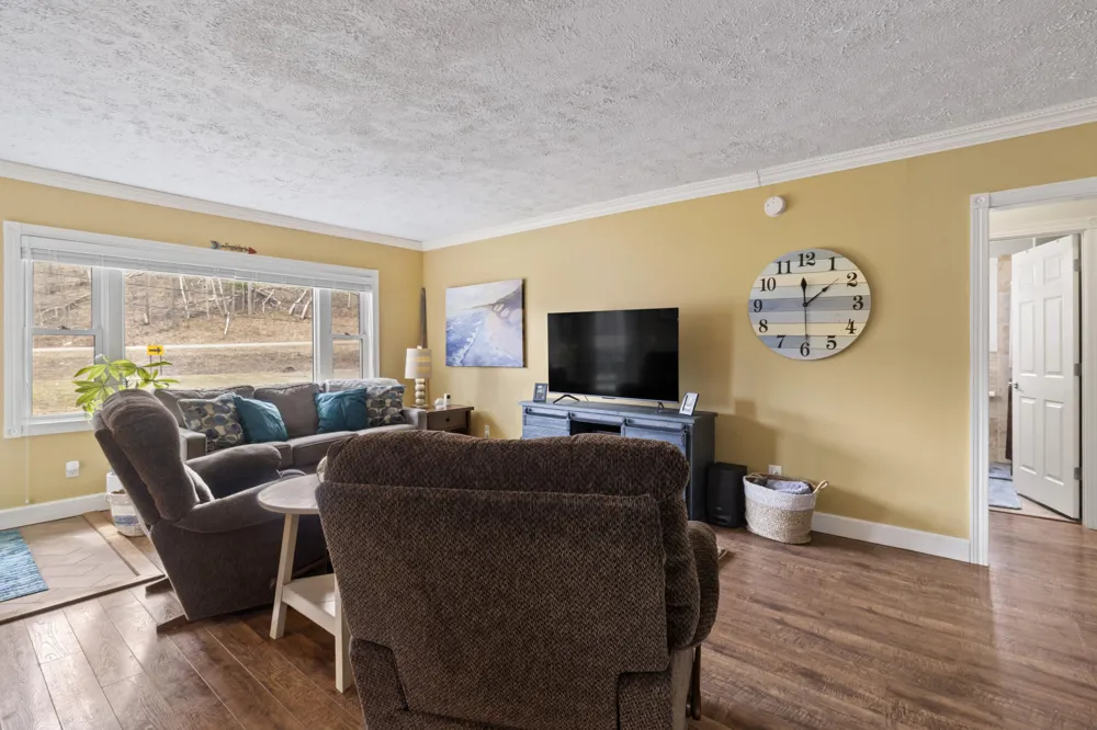 4238 Mollineaux Road Frankfort, MI 49635