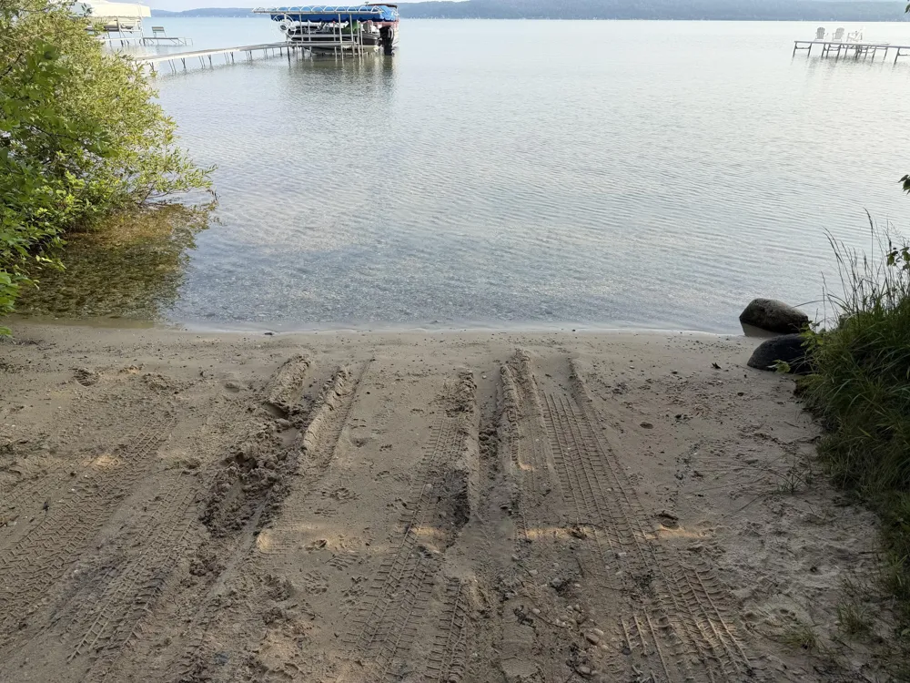 4238 Mollineaux Road Frankfort, MI 49635