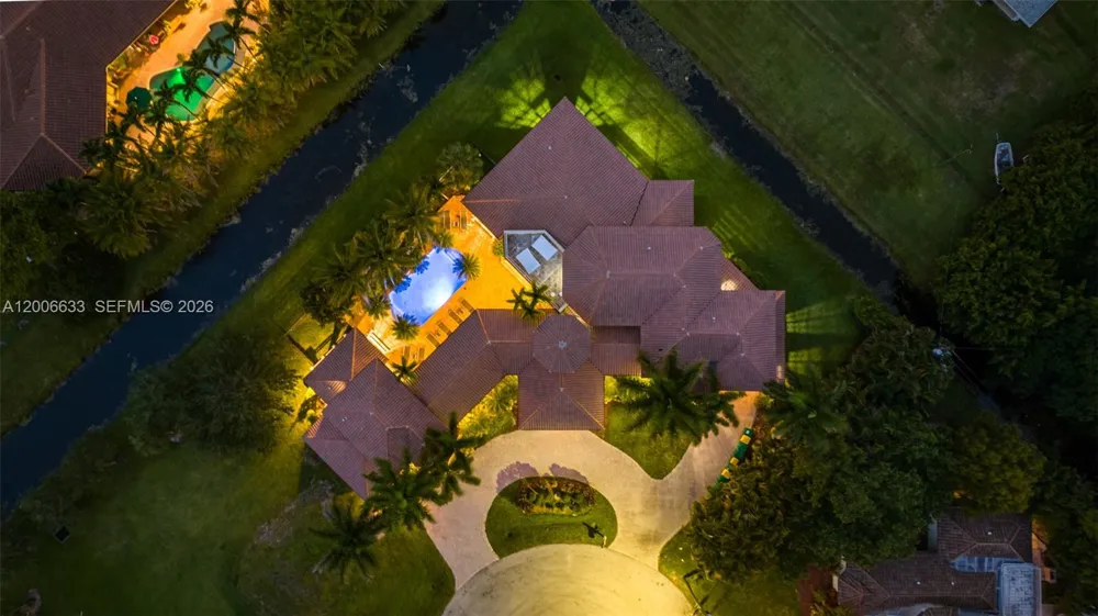 12000 NW 6th St Plantation, FL 33325