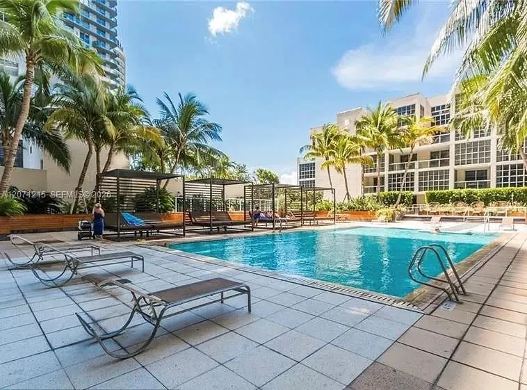 3470 E Coast Ave #H0806 Miami, FL 33137
