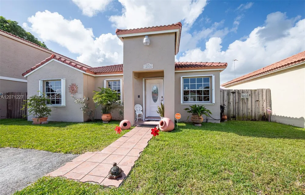 12916 SW 150th Ter Miami, FL 33186