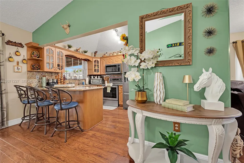 12916 SW 150th Ter Miami, FL 33186