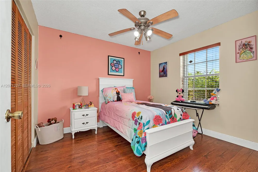 12916 SW 150th Ter Miami, FL 33186